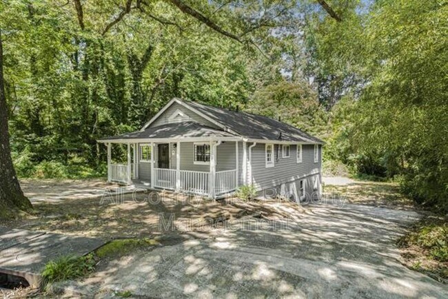 Photo - 2845 3rd Ave SW Apartment