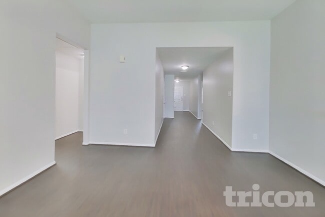 Building Photo - 12230 Scarlet River Dr