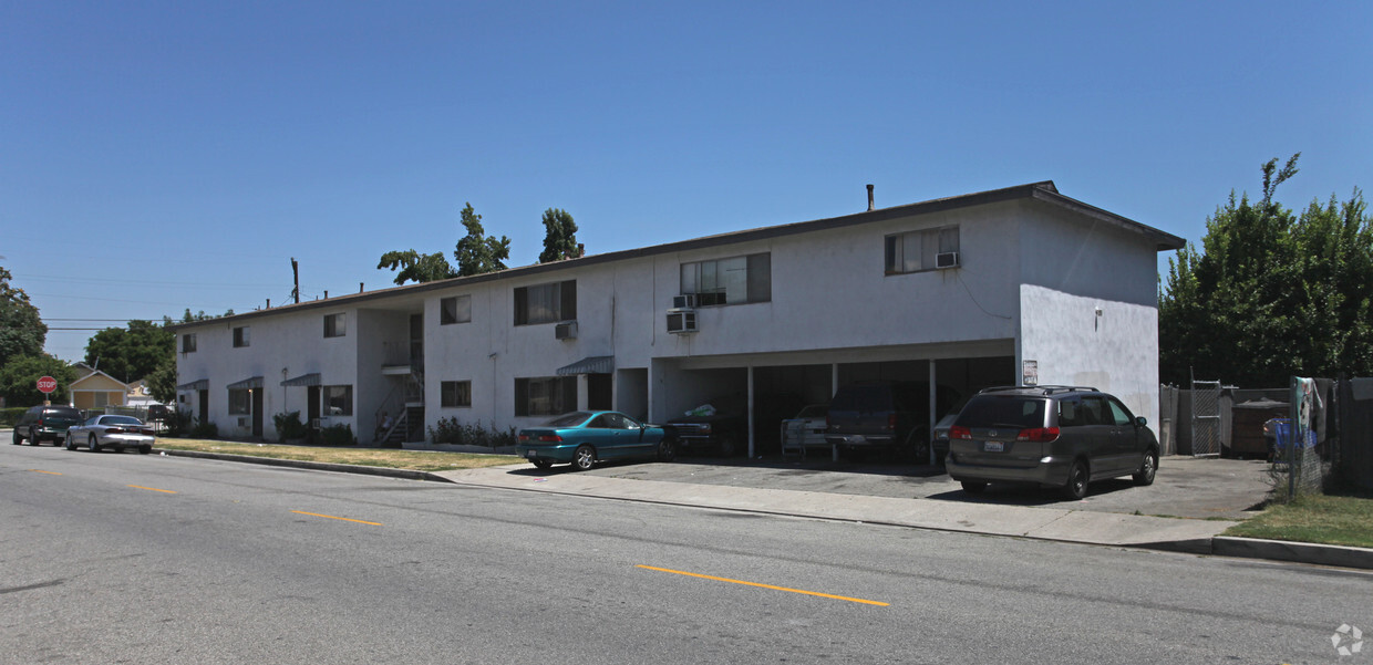 Building Photo - The Gibson Apartments