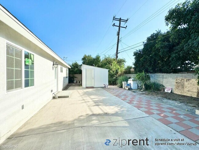 Foto del edificio - 1 br, 1 bath House - 14028 Rexwood Avenue,...