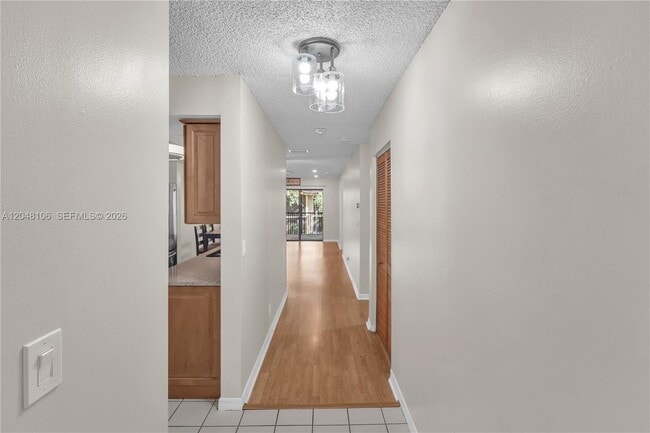 Foto del edificio - 9565 NW 2nd Pl