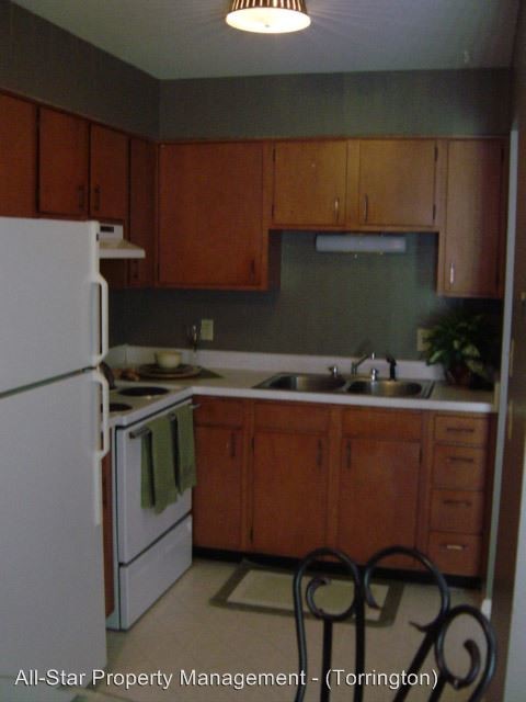 Building Photo - 417 Winthrop St