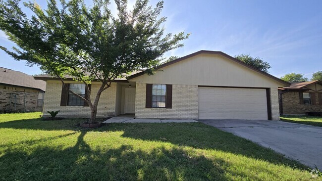 Front - 1907 Moonlight Dr