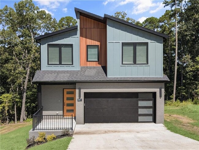 Building Photo - 30 Benwick Ln