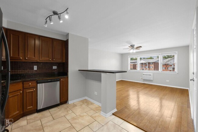 Foto del edificio - 8440 W 95th St