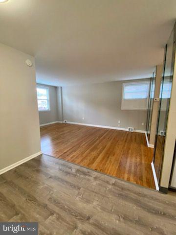 Foto del edificio - 7016 Valley Ave