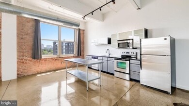 Building Photo - 444 N 4th St
