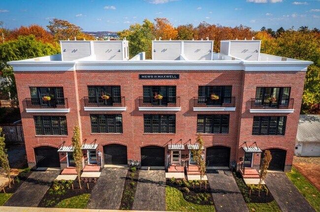 Foto del edificio - 418 N Maxwell Ave