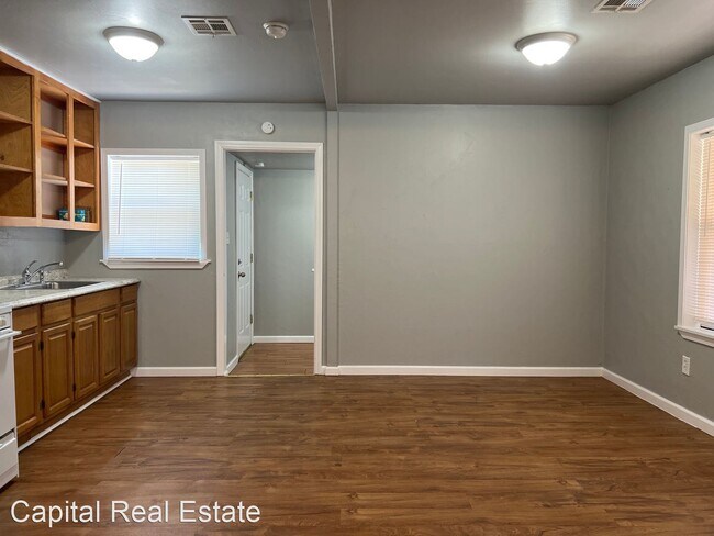 Foto del edificio - 2 br, 1 bath House - 913 N Lilac Ln.
