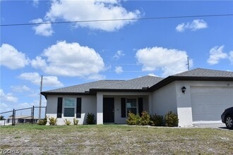 Building Photo - 117 NW 23rd Terrace