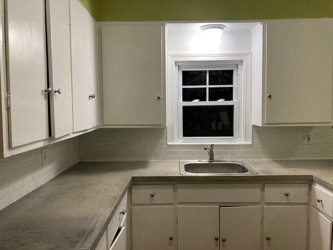 Foto del edificio - 1542 Amherst St