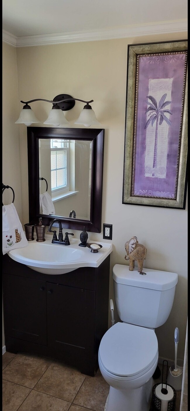 Building Photo - 23041 Welby Way