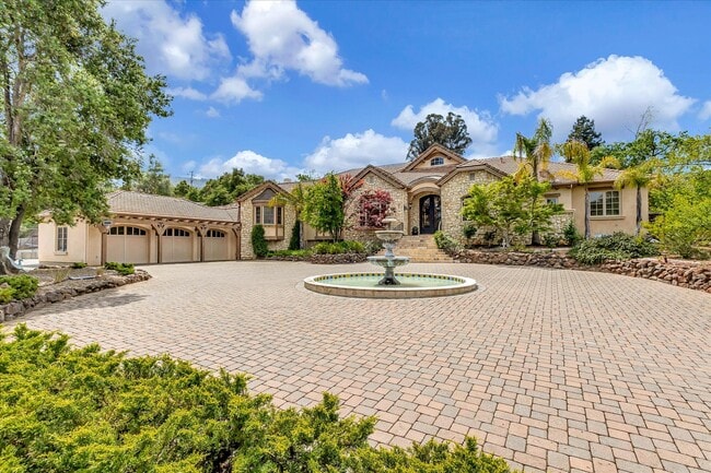 Building Photo - 15219 Sobey Rd