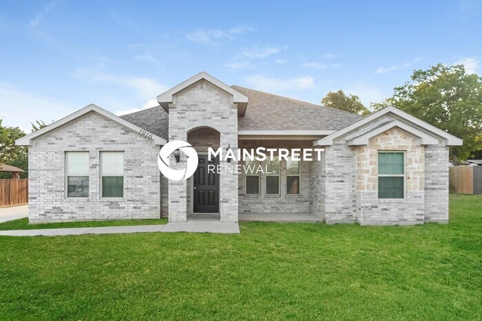 Foto principal - 4 Bedroom Pet-Friendly Home in Glenn Heigh...