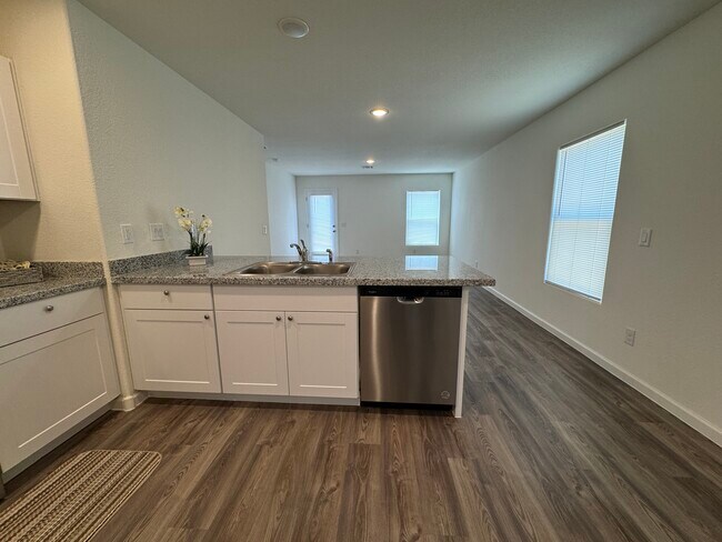 Foto del edificio - 2377 Cottonwood Dr