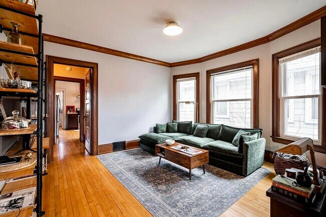 Building Photo - 2556 S Brisbane Ave