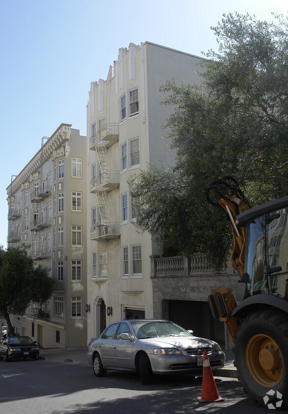 Building Photo - 1909 Sacramento St