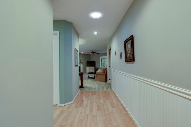 Foto del edificio - 260 Chuniloti Way