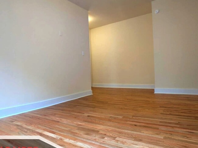 Foto del edificio - 1532 N Kedzie Ave