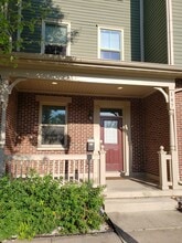 Building Photo - 147 N 21st St