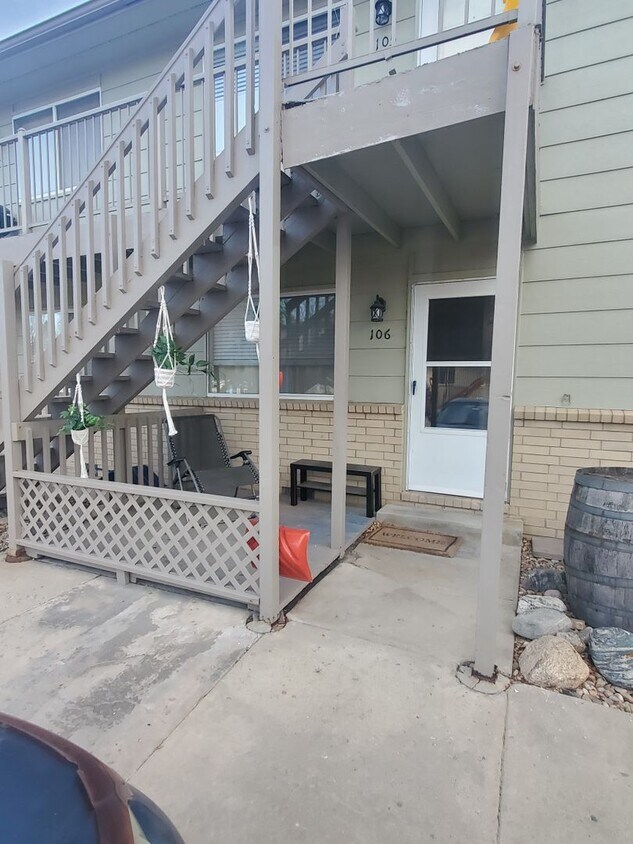 Foto principal - Very Cute 2 Bedroom 1 Bath Condo in Longmo...