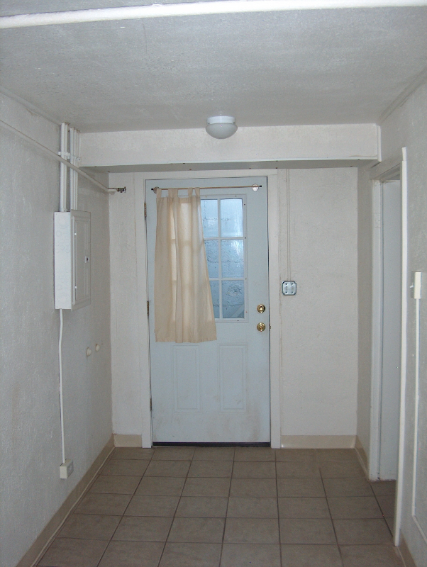 Building Photo - 2515 Laporte Ave