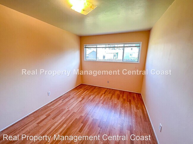 Foto del edificio - 2 br, 1 bath House - 321 Binscarth Road