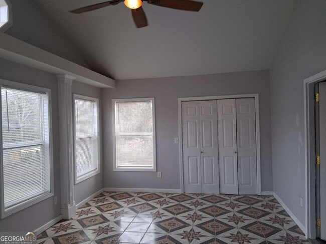 Foto del edificio - 3336 Cowan Mill Ct