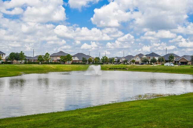 Foto del edificio - 18522 Hayden Pond Dr