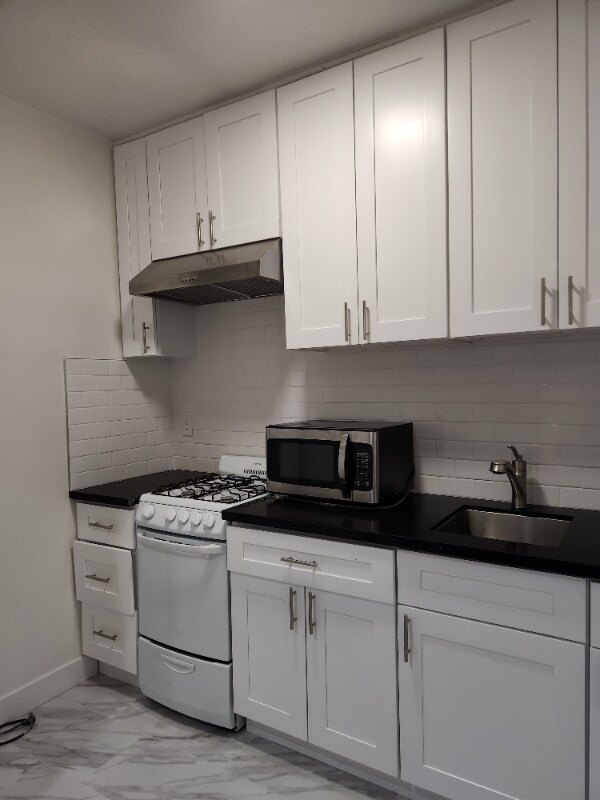 Building Photo - 1781 Orchid Ave