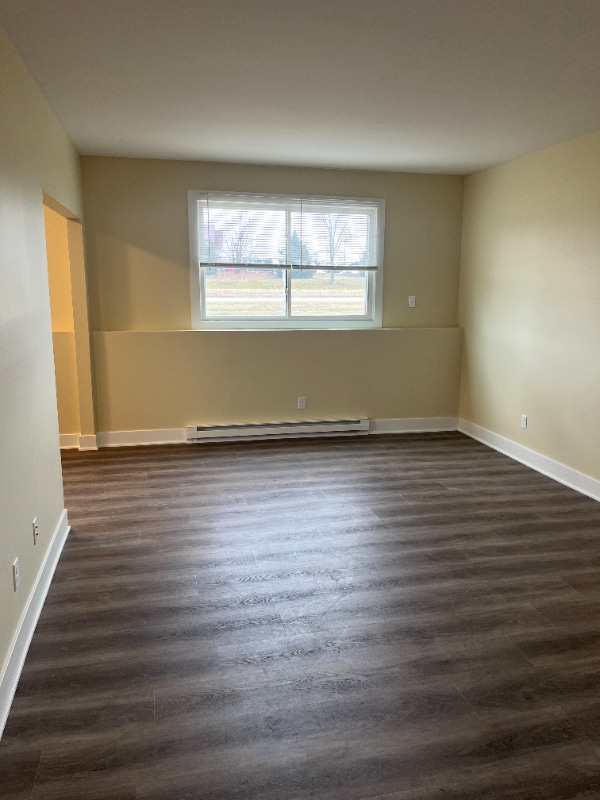 Building Photo - 512 Powers Ct