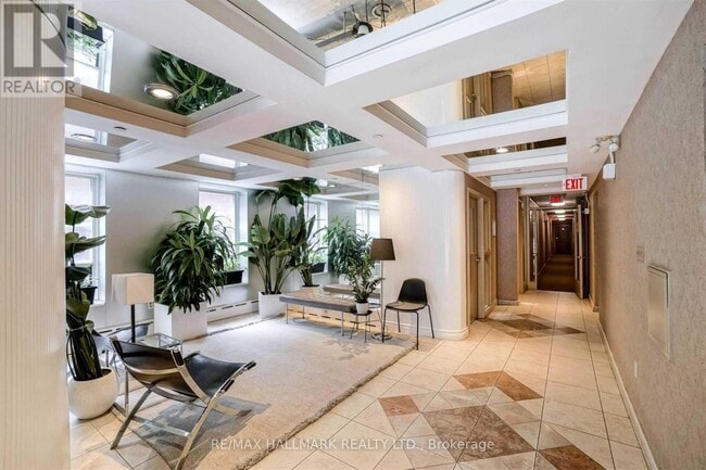 Photo du bâtiment - 78 Warren Rd