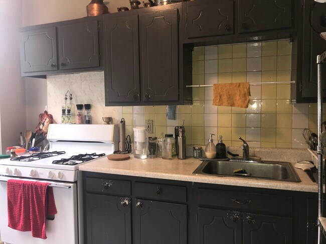 Foto del edificio - 4002 Murray Ave