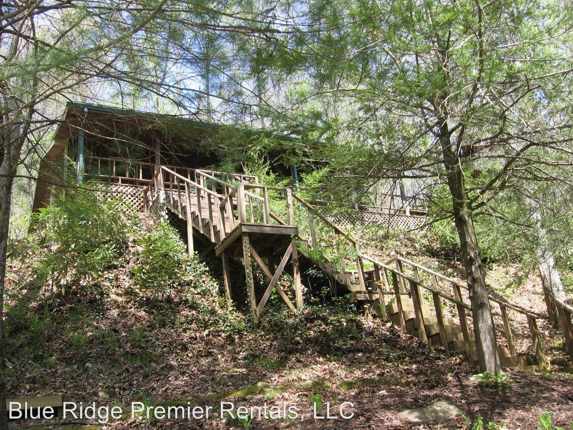 Primary Photo - 2 br, 1.5 bath House - 128 Laurel Drive