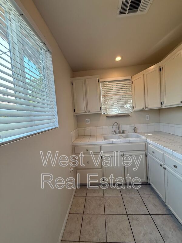 Foto del edificio - 315 7th St