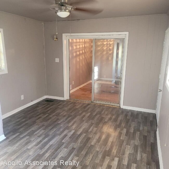 Building Photo - 3 br, 2 bath House - 3277 Hobart Drive