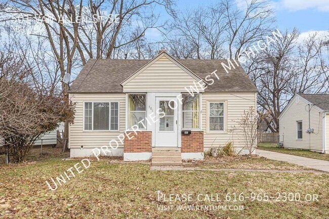 Building Photo - AVAILABLE NOW | 3 Bed Single Family Home i...