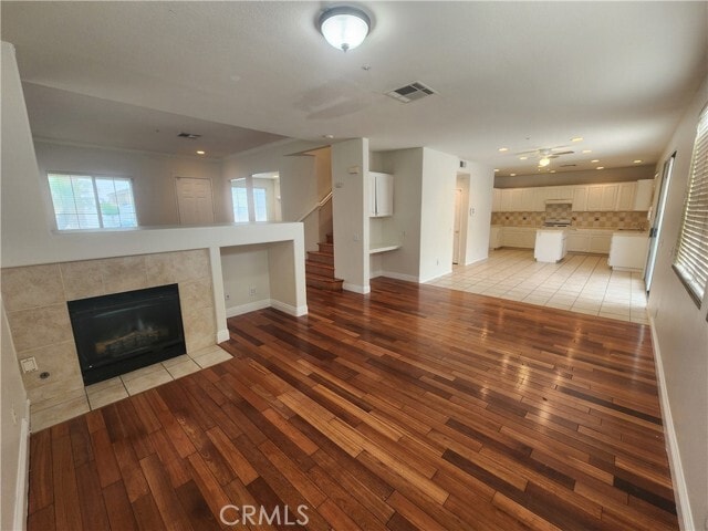 Foto del edificio - 15752 Home Ct