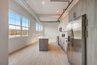 Building Photo - Riverfront Lofts