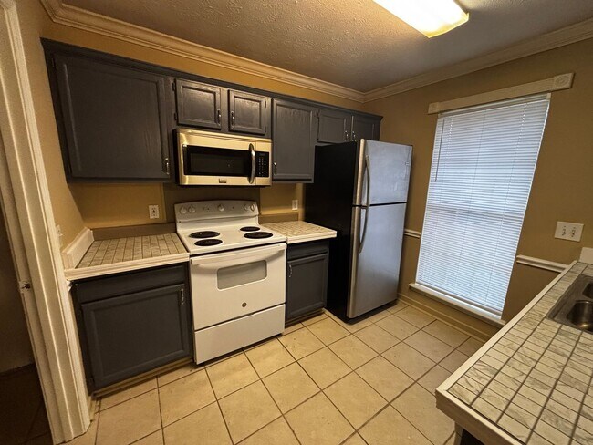 Building Photo - 4417 Blake Cir