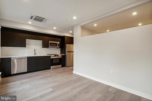 Foto del edificio - 3449 Scotts Ln