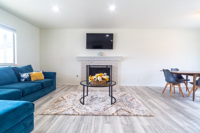 Foto del edificio - 3950 Agena Way