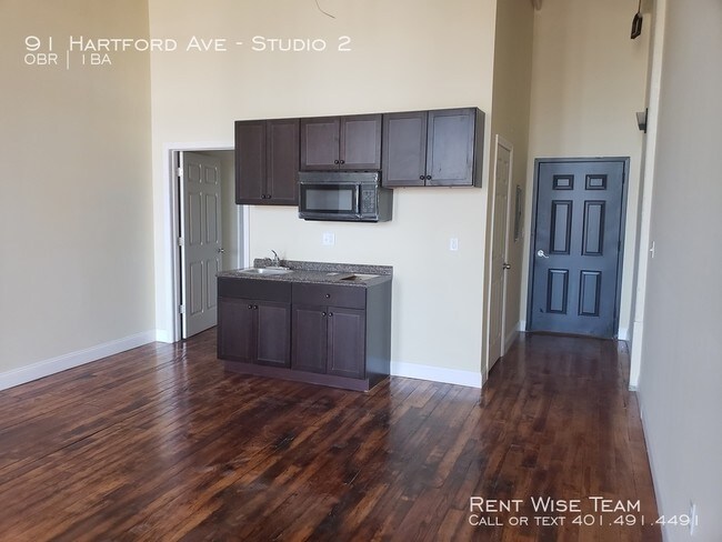 Foto del edificio - 91 Hartford Ave