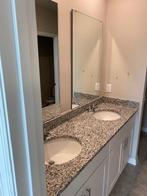 Building Photo - 5238 Meredrew Ln