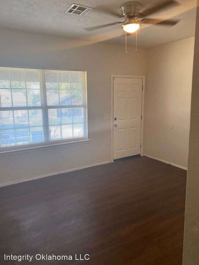 Foto del edificio - 2 br, 1 bath House - 1801 NW 8th St.