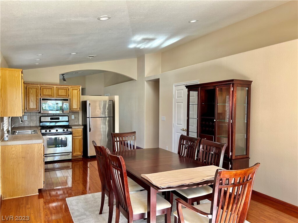 8233 W Rochelle Ave, Las Vegas, NV 89147 House Rental in Las Vegas