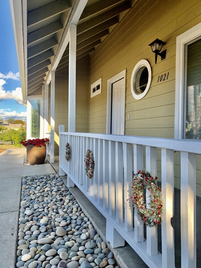 1021 El Vallecito, Vista, CA 92083 House for Rent in Vista, CA