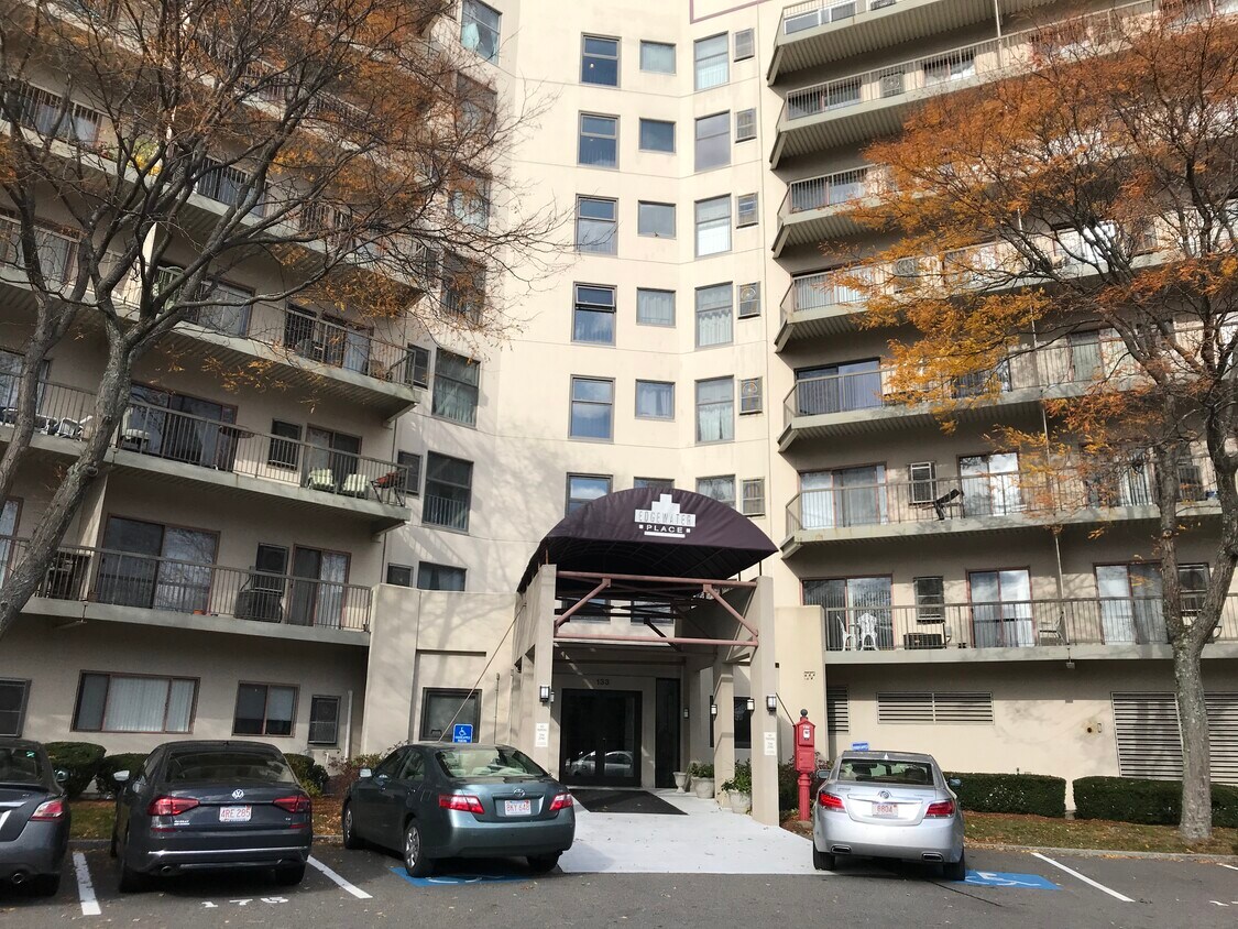 133 Commander Shea Blvd Unit 413, Quincy, MA 02171 Condo for Rent in
