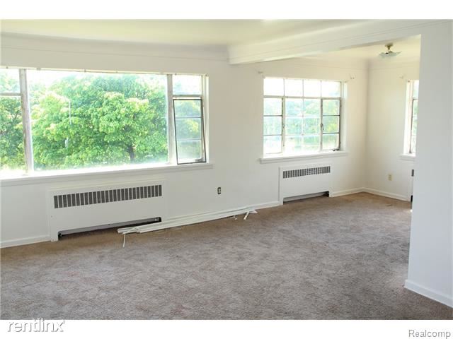 Foto del edificio - 5061 Lakewood St