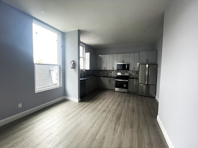 Foto del edificio - 222 Primrose Ave